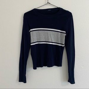 grey, blue and white long sleeve